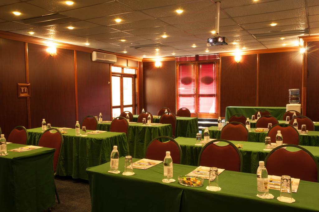 Sentinel Luxury Suite Hotel Pretoria-Noord Esterno foto