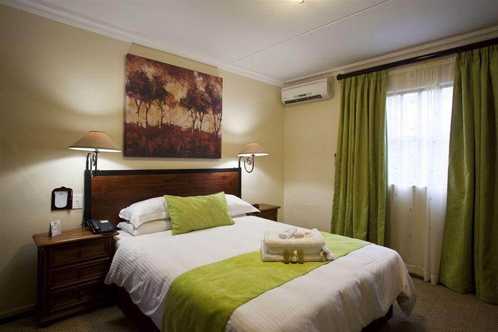 Sentinel Luxury Suite Hotel Pretoria-Noord Esterno foto