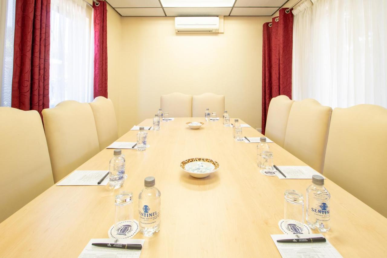 Sentinel Luxury Suite Hotel Pretoria-Noord Esterno foto